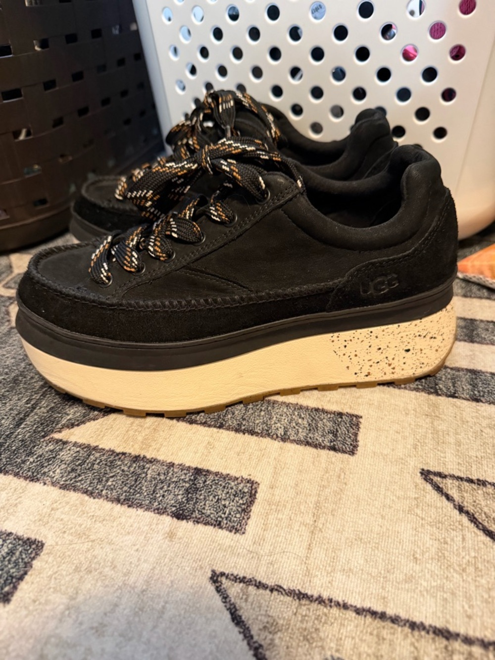 UGG Marin Lace-Up Platform Sneakers